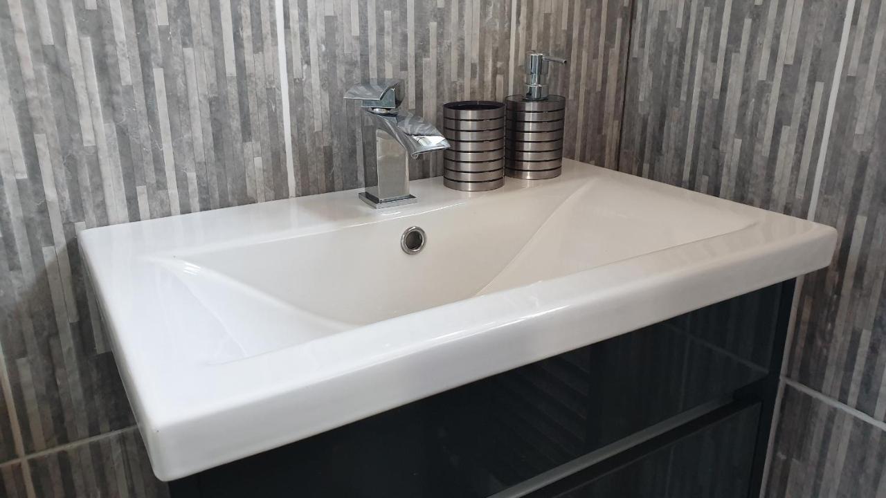 Holiday Apartment, Balloch, Loch Lomond מראה חיצוני תמונה